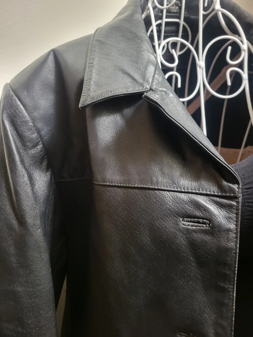 Leather Jacket - Picture 7 of 10